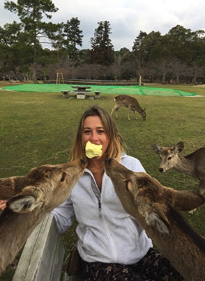 Marie-with-deer-friends-in-Japan